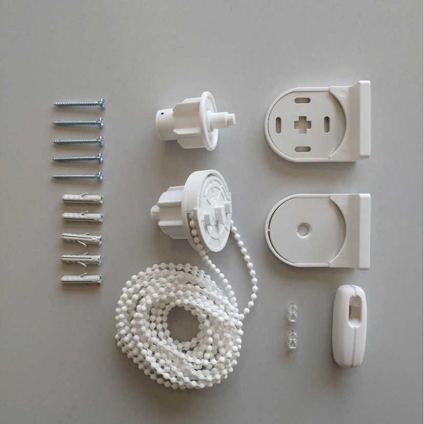 Estor enrollable opaco con parte trasera blanca