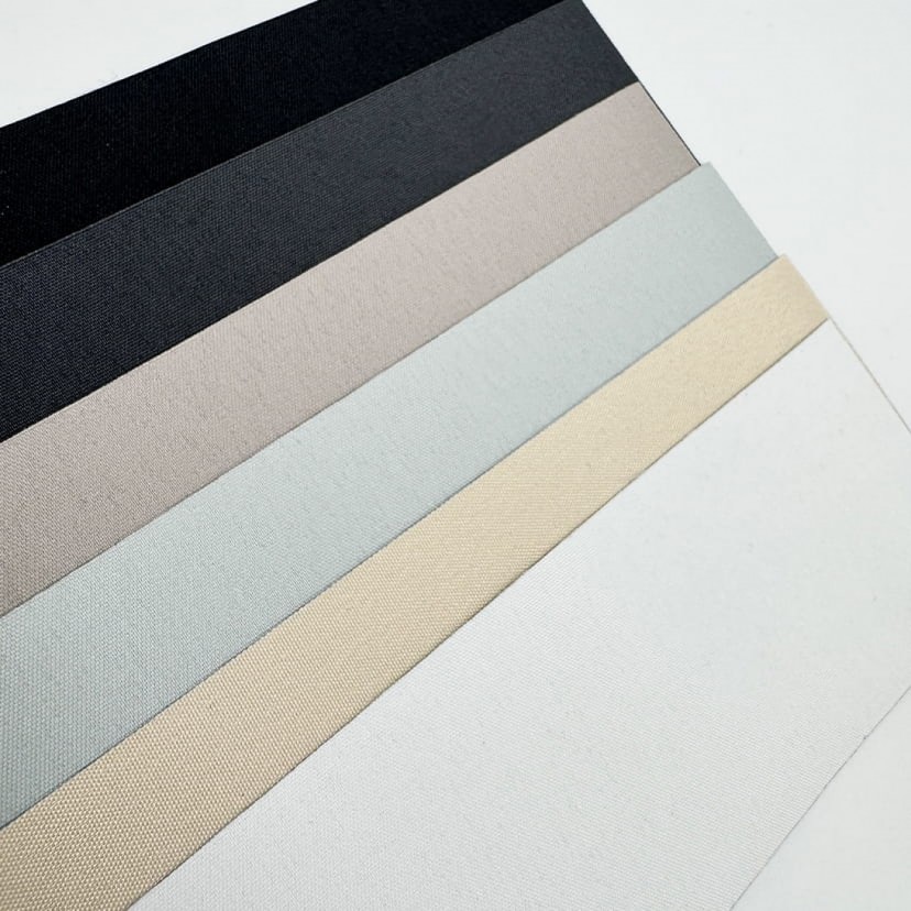 100% Blackout Reflex Back Blind